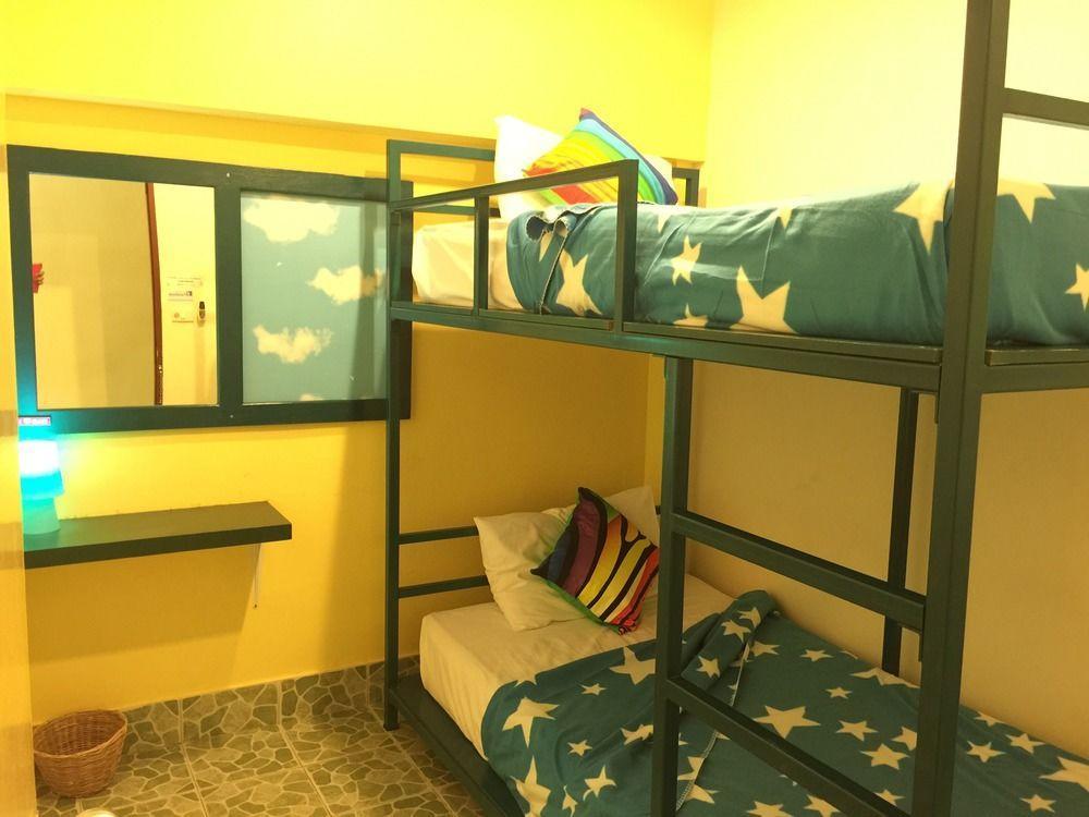 Tid Tarad Hostel Hua Hin Exterior photo